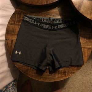 Under armor spandex shorts